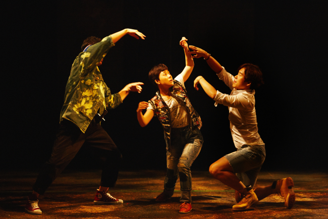 A scene from the Seoul Arts Center‘s new musical play, “Treasure Island.” (Seoul Arts Center)