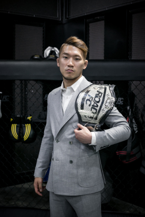 로드FC 밴텀급 챔프 이윤준이 심각한 혈관질환을 치료하기 위해 잠시 케이지를 비운다. [사진제공=로드FC]