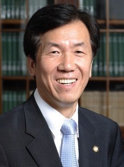 [사진=하창우 대한변호사협회장]
