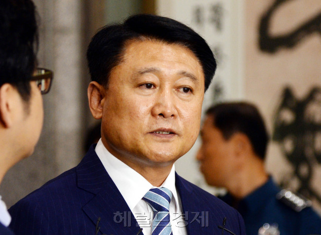 이철성 경찰청 차장이 기자들의 질문에 대해 답하고 있다. 박현구 기자/phko@heraldcorp.com