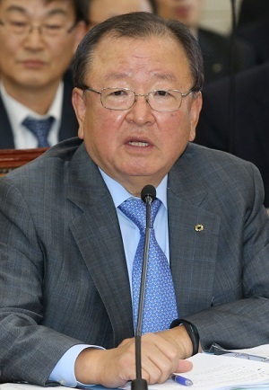 Kang Man-soo, former head of Korea Development Bank
