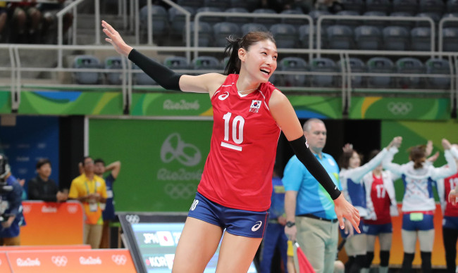 김연경 선수가 6일 오전(현지시간) 브라질 리우데자네이루 마라카나징유 배구 경기장에서 진행된 2016 리우올림픽 여자배구 조별예선 1차전 대한민국-일본의 경기에서 득점 후 즐거워하고 있다./2016.8.6/리우데자네이루=올림픽사진공동취재단 k
리우=박해묵 기자/mook@heraldcorp.com