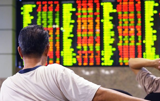 15일 한국거래소에 따르면 ETF 순자산총액이 23조4069억원(12일기준)을 기록했다. 거래규모 비중도 지난해 13%에서 올해 상반기 16.6%로 증가했다.