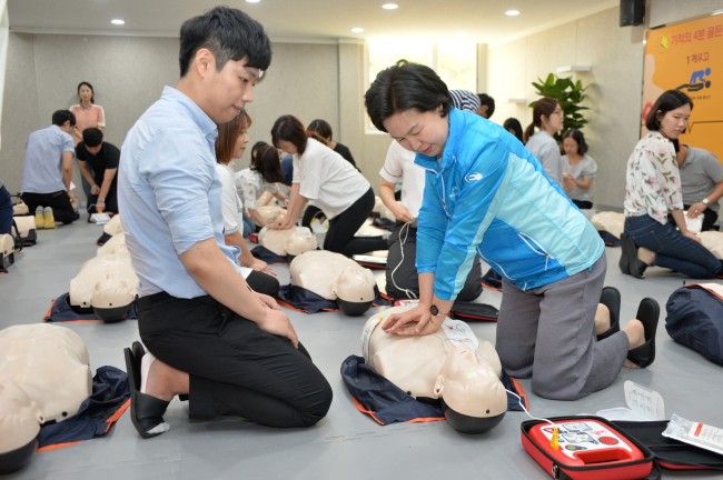 구청장님도 ‘심폐소생술’ 배워요