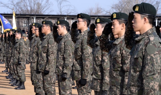 남경필ㆍ김용태, 김두관…정치권서 부는 ‘모병제’ 바람