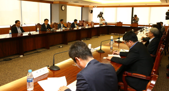 정은보 금융위 부위원장은 1일 서울 중구 명동 은행회관에서 관계기관 합동으로 단기금융시장 활성화 방안 TF 회의를 개최했다. [사진제공=금융위원회]