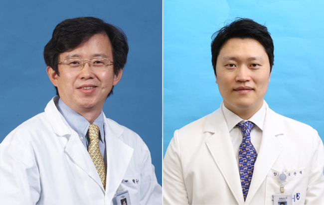 분당서울대병원 안과 박규형 교수(좌), 조관혁 임상강사(우) 연구팀.
분당서울대병원 안과 박규형 교수(좌), 조관혁 임상강사(우) 연구팀.