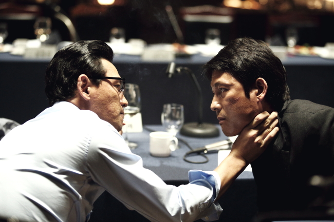 A still from upcoming film “Asura: The City of Madness” by director Kim Sung-soo (CJ E&M)