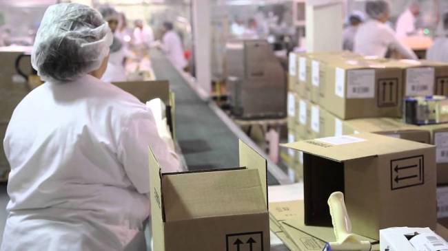 Englewood Lab's packaging line.