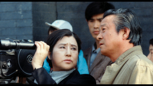 Director Shin Sang-ok (right) and popular actress (and Shin’s former wife) Choi Eun-hee appear in the documentary “The Lovers and the Despot.” (Atnine Film)