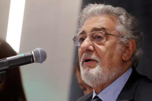 Legendary opera singer Placido Domingo speaks at a press conference held at the W Seoul-Walkerhill in Gwangjang-dong, Seoul on Friday. (Yonhap)