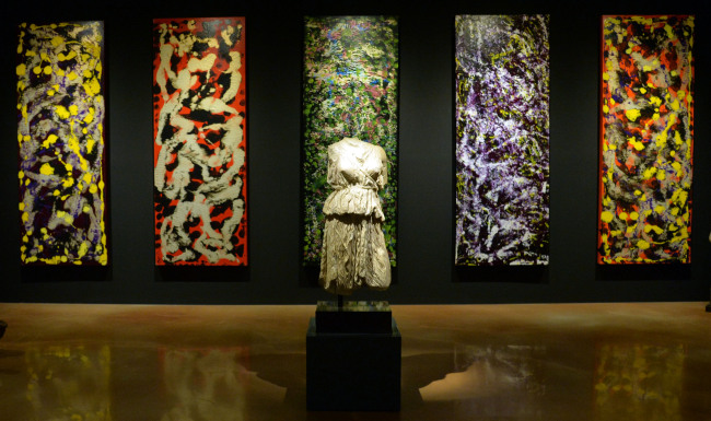 A view of the upcoming exhibition ”Fayez Barakat: Matter Energy That Matters” at the Barakat Seoul in Samcheong-dong, Seoul, on Monday. A Roman marble torso of the Goddess Diana, circa A.D. 100 to A.D. 200, is on view in front of a wall displaying paintings by Fayez Barakat. (Yoon Byung-chan/The Korea Herald)