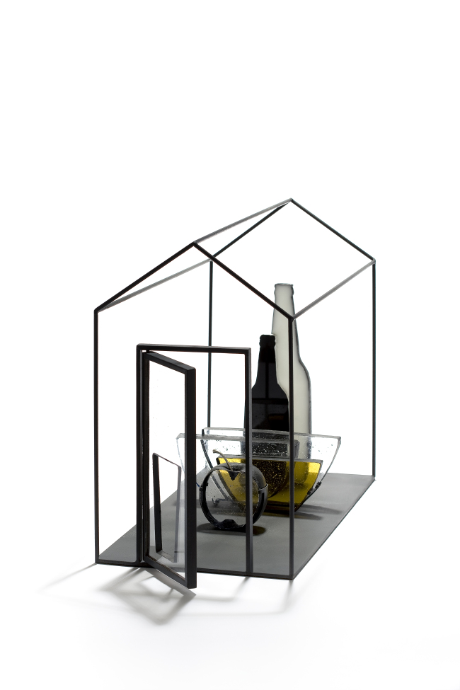 “House-Apple” by Kim Ki-ra (Gallery Sklo)
