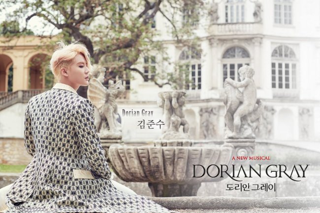 Kim Jun-su is nominated for the Best Musical Actor award for his role in the new Korean original musical “Dorian Gray,” which has also been nominated for Best Musical of the Year award at this year‘s Yegreen Musical Awards. (CJeS Culture)