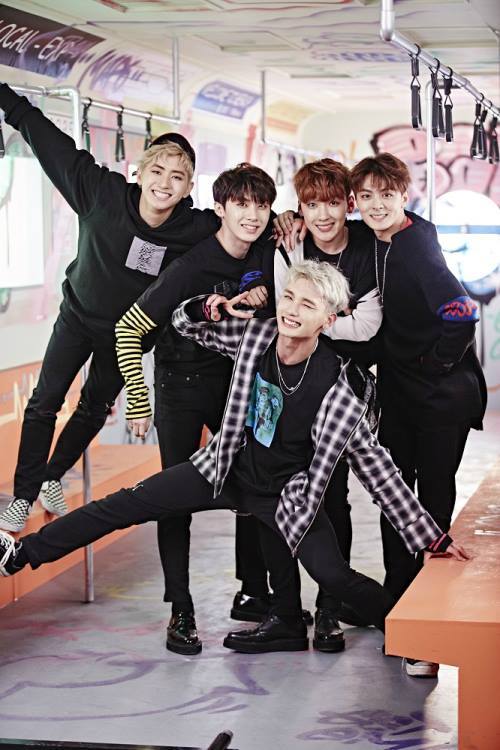 K-pop boy band MAP6 (Official Facebook)