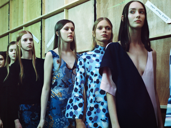 Models wear pieces from designer Choi Eu-don’s 2016 fall-winter collection. 2016 Herald Design Forum