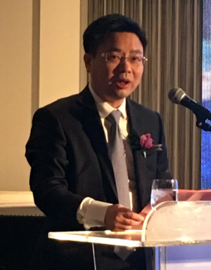 자오준빙 중국 장쑤성 루동고신구 당서기가 지난 26일 서울 쉐라톤 서울팔래스 강남호텔에서 루동고신구 국제 하이테크산업단지에 대해 설명하고 있다. [사진 제공=공신그룹]