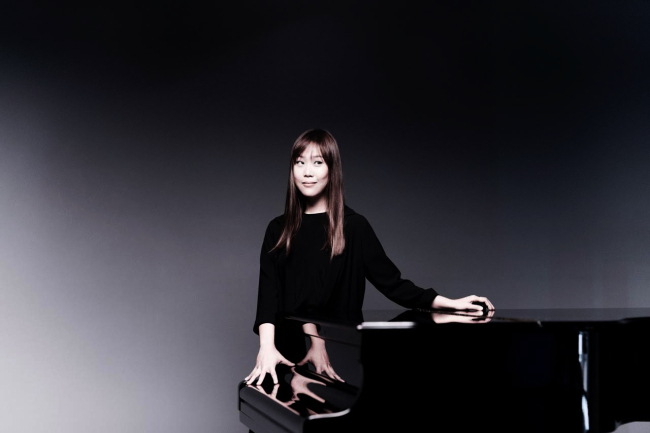 Pianist Son Yeol-eum (Son Yeol-eum Homepage)