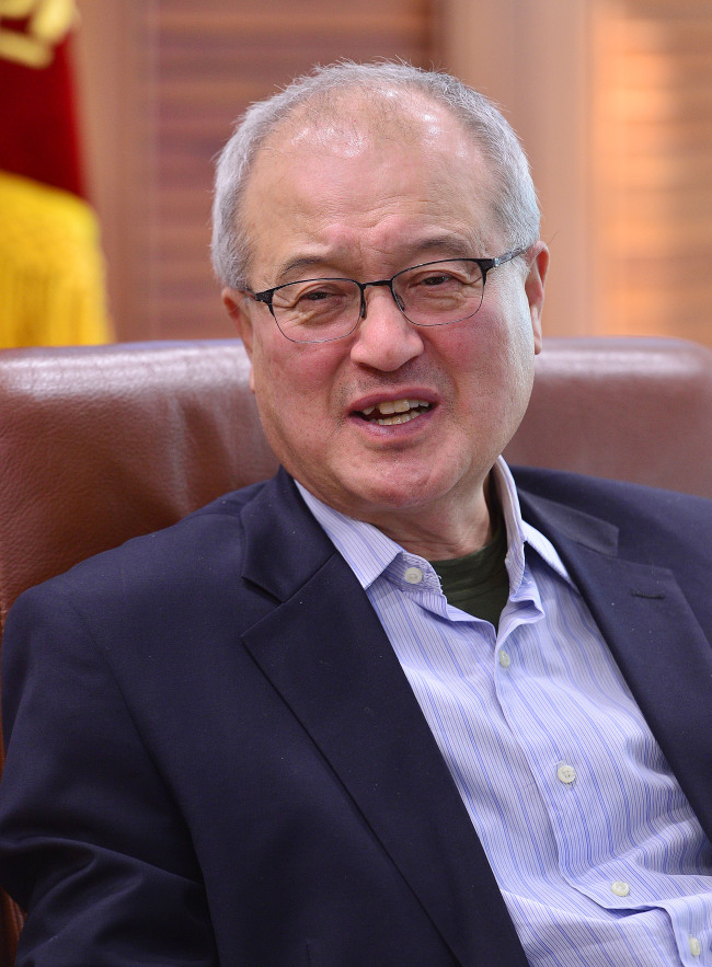 성기학-한국섬유산업연합회<br />이상섭 기자 babtong@heraldcorp.com
성기학-한국섬유산업연합회
이상섭 기자 babtong@heraldcorp.com
