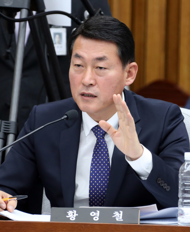Rep. Hwang Young-chul of the Saenuri Party. Yonhap