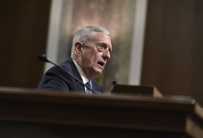 Retired Marine Corps general James Mattis testifies before the Senate on his nomination to be the secretary of defense in in Washington D.C. (AFP-Yonhap)