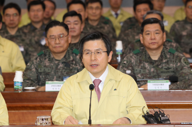 Acting President and Prime Minister Hwang Kyo-ahn (Yonhap)