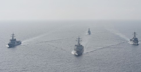 Photo taken on Sept. 26, 2016, the Navy's warships are in a maritime exercise aimed at striking North Korea's core military ground facilities with their long-range, cruise missiles (Yonhap)