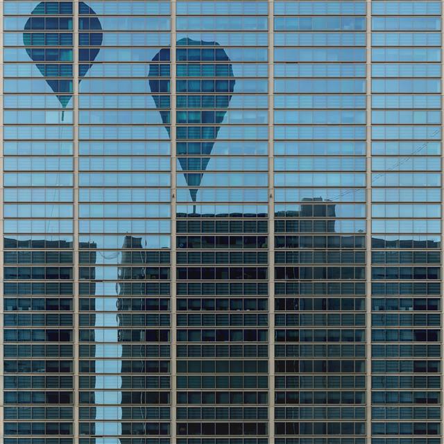 장우진, 기나긴 여정, 디지털 콜라주, 88cm×88cm, 2016.  [사진제공=제이훈 갤러리]