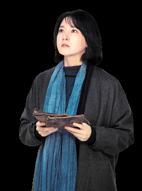 SBS 수목드라마 ‘사임당, 빛의 일기’ 제작진은 ‘사임당’이 첫방송되기 직전 “요조숙녀 사임당이 아닌 마음속에 용광로 같은 예술혼을 지닌 워킹맘으로서의 사임당을 표현할 것이다”고 말했다. 이 말 자체가 중요한 것은 아니다. 중요한 것은 어떻게 워킹맘으로서의 여성상을 제시하느냐다.