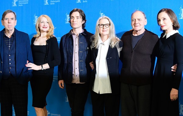 From left: British actor Timothy Spall, US actress Patricia Clarkson, Irish actor Cillian Murphy, British director Sally Potter, Swiss actor Bruno Ganz and British actress Kristin Scott Thomas pose during the photo call for “The Party” during the 67th annual Berlin Film Festival, in Berlin, Germany, Monday. (EPA-Yonhap)