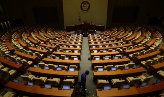 불 꺼진 국회의사당
불 꺼진 국회의사당