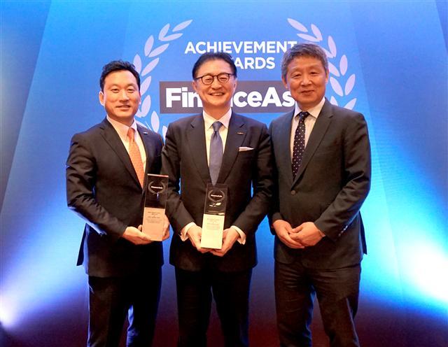 한국투자증권이 홍콩 유력 금융 전문지 파이낸스아시아(FinanceAsia)가 주최한 ‘2016 Achievement Awards’에서 ‘Best Equity Deal’, ‘Best IPO’ 및 ‘Best Korea Deal’ 등 3개 부문을 수상했다