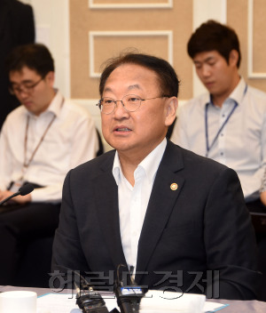 유일호 부총리 겸 기획재정부 장관［사진=헤럴드경제DB］