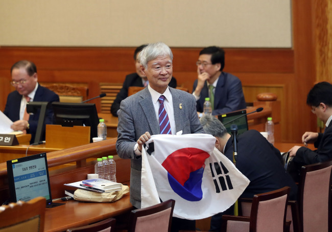 [단독]변협, ‘막말’ 대통령 대리인단 징계 검토