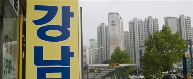 시공사 선정을 앞둔 강남권 아파트가 줄줄이 대기하고 있어 수주전이 치열해질 전망이다.