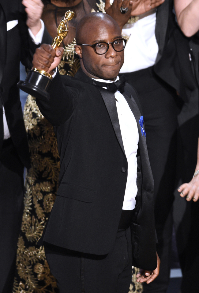 Barry Jenkins reacts after winning the award for best picture for “Moonlight” at the Oscars on Sunday at the Dolby Theatre in Los Angeles. (AP-Yonhap)