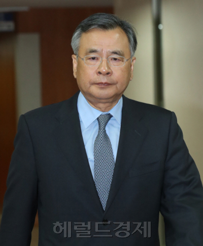 박영수 특검팀이 지난 6일 최종 수사 결과 발표에 대해 여야의 반응이 엇갈렸다. [사진=헤럴드경제DB]