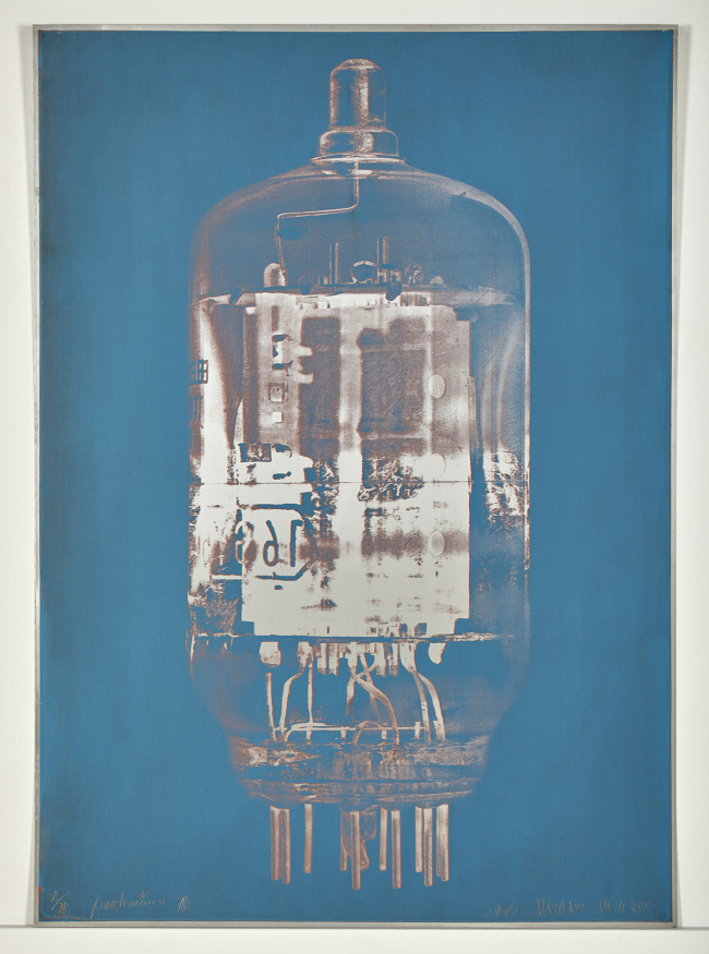 판토마임, 1972, 스테인레스 스틸에 세리그라피, 111×79㎝×(2), 제2회 서울 국제 판화비엔날레 대상수상작.[사진제공=국립현대미술관]