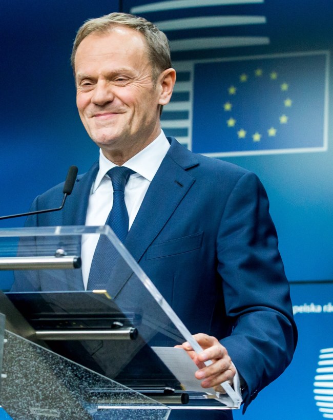 epa05839455 EU Council President Donald Tusk gives a press conference at the end of the first day of the European spring summit in Brussels, Belgium, 09 March 2017. European leaders will mainly focus on election of the European Council President and on Brexit during the two-day summit. EPA/STEPHANIE LECOCQ
epa05839455 EU Council President Donald Tusk gives a press conference at the end of the first day of the European spring summit in Brussels, Belgium, 09 March 2017. European leaders will mainly focus on election of the European Council President and on Brexit during the two-day summit. EPA/STEPHANIE LECOCQ
