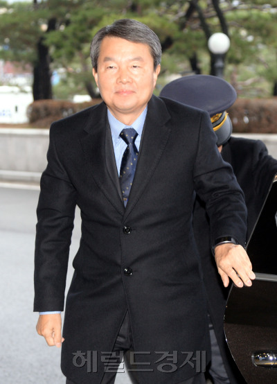 이진성 재판관은 재판관들 중 유일하게 재산총액 9억원대를 기록했다. [사진=헤럴드경제DB]