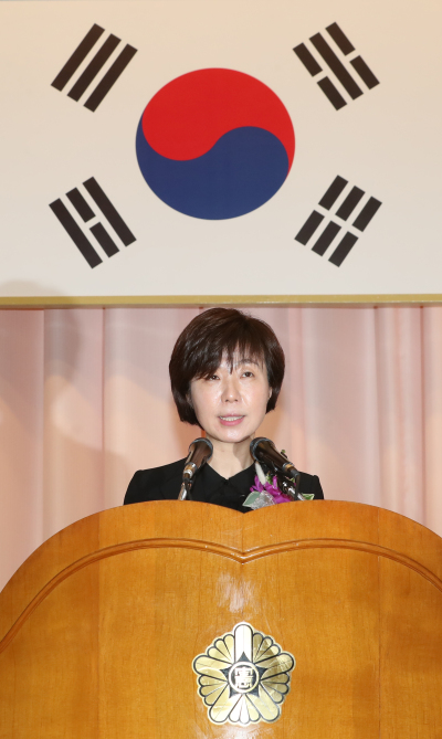 이선애 헌법재판관이 29일 오전 서울 종로구 헌법재판소에서 열린 취임식에서 취임사를 하고 있다. [사진제공=연합뉴스]