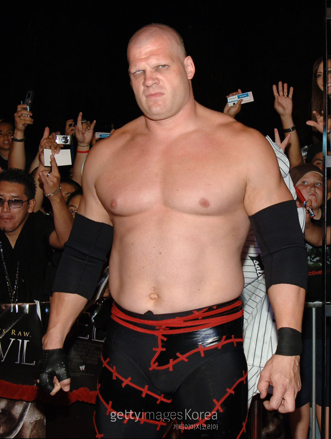 WWE 괴물 케인, 美 녹스카운티 시장 출마 - 헤럴드경제