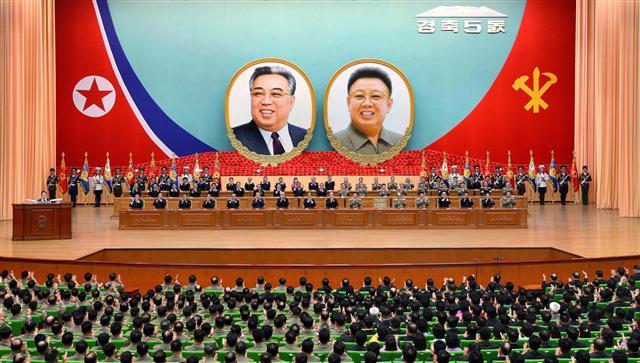 지난 11일 김정은 노동당 위원장의 노동당 제1비서 추대 5주년 기념 중앙보고대회가 평양에서 열렸다고 12일 조선중앙통신이 보도했다.  [연합뉴스]