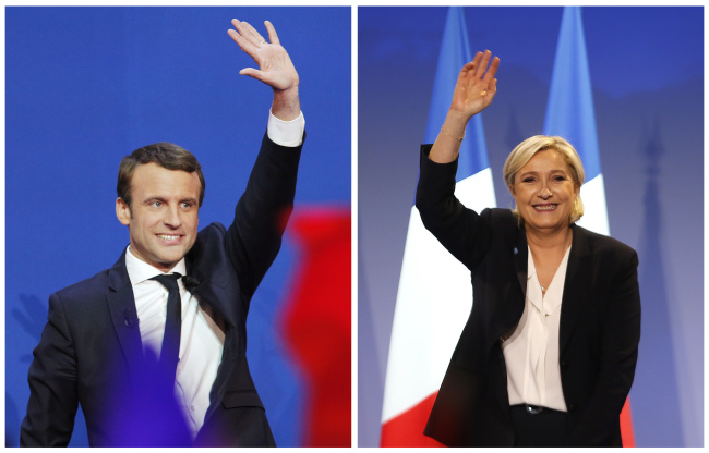 <YONHAP PHOTO-0389> In this photo combination, French centrist presidential candidate Emmanuel Macron waves before he addresses his supporters at his election day headquarters in Paris, Sunday April 23, 2017, left, and far-right candidate for the presidential election Marine Le Pen waves at supporters after she delivers a speech during a meeting in Bordeaux, southwestern France, Sunday, April 2, 2017, right. (AP Photo/ Christophe Ena/ Bob Edme)/2017-04-25 02:18:34/ <저작권자 ⓒ 1980-2017 ㈜연합뉴스. 무단 전재 재배포 금지.>
<YONHAP PHOTO-0389> In this photo combination, French centrist presidential candidate Emmanuel Macron waves before he addresses his supporters at his election day headquarters in Paris, Sunday April 23, 2017, left, and far-right candidate for the presidential election Marine Le Pen waves at supporters after she delivers a speech during a meeting in Bordeaux, southwestern France, Sunday, April 2, 2017, right. (AP Photo/ Christophe Ena/ Bob Edme)/2017-04-25 02:18:34/ <저작권자 ⓒ 1980-2017 ㈜연합뉴스. 무단 전재 재배포 금지.>