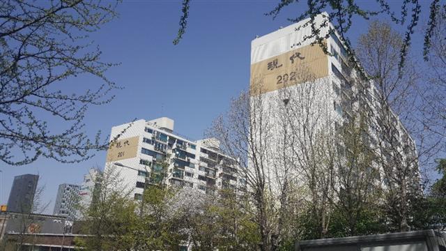 강남구의 청담현대2차아파트. 1988년 입주한 이 아파트는 최근 1년 사이 가격이 14.1% 상승했다.