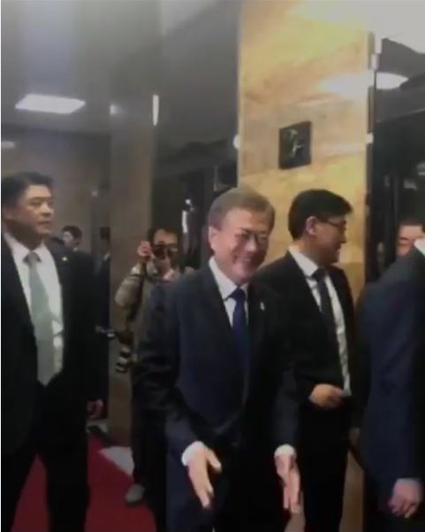 [사진출처=더불어민주당 인스타그램 캡처]