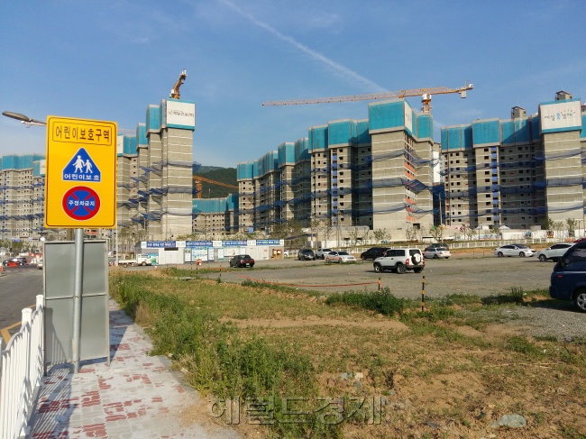 대구 대곡2지구 내 초등학교 건립 예정 부지 모습.[사진=김병진 기자/kbj7653@heraldcorp.com]