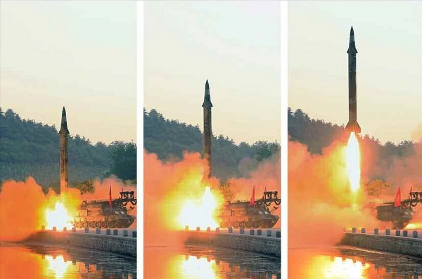 A ballistic missile using what North Korea called a precision control guidance system is launched on May 29, 2017, in this photo released by the Rodong Sinmun, the North's ruling party organ, on May 30. (For Use Only in the Republic of Korea. No Redistribution) (Yonhap)