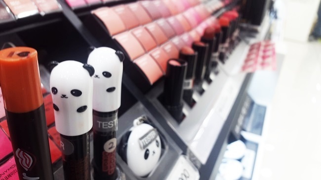 Makeup for teenagers is displayed in a cosmetics shop in Bundang, Gyeonggi Province. (Byun Hee-jin/The Korea Herald)