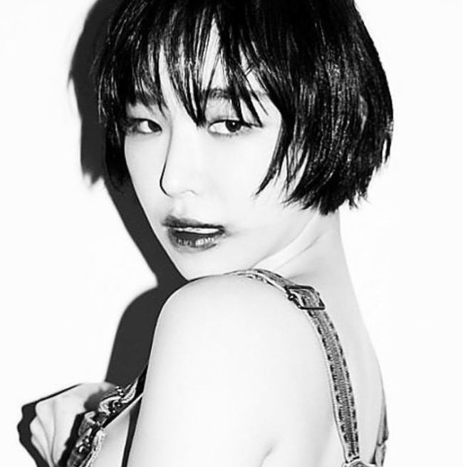 (Son Ga-in's Instagram)